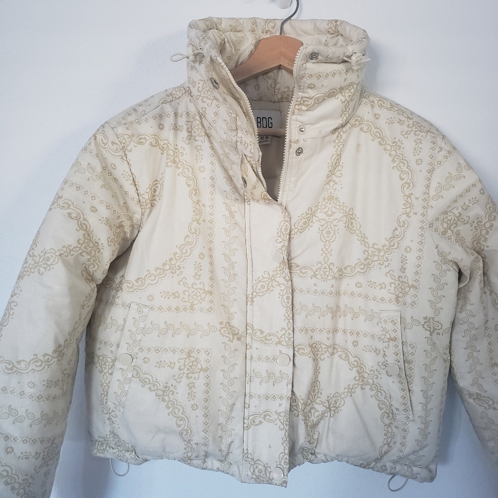 Urban Outfitters BDG Ivory Linen Printed Isla Cropped Puffer XS - Picture 9 of 16